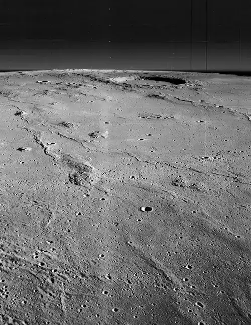 Lunar Orbiter: Schneider Kreuznach Image
